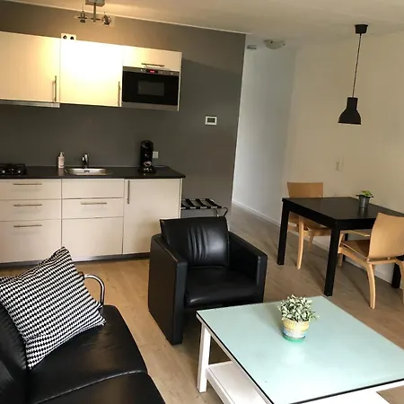 Oostzomerland Bed & Breakfast *