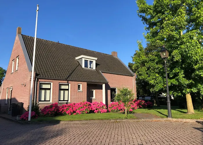 Oostzomerland Casa de hóspedes 3*